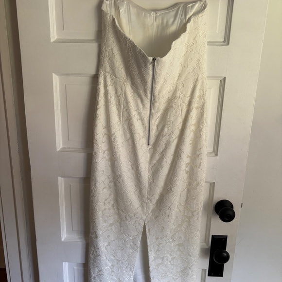 Bardot white Sheath V-Neck Sleeveless - Picture 2 of 3